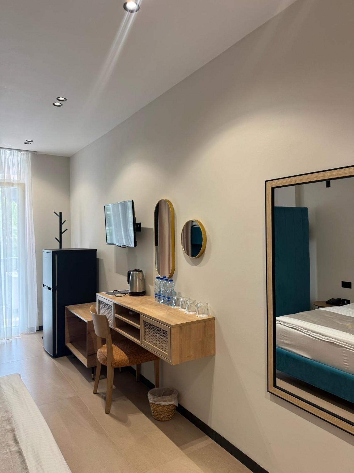 Villa Lamer Durres Bagian luar foto